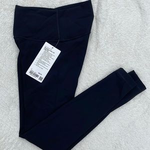 LuLuLemon Wunder Under 28”